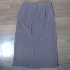 タイトスカート　WORK TRIP OUTFITSのサムネイル