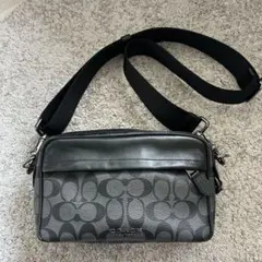 『COACH』 F50715 グラハム シグネチャークロスボディー
