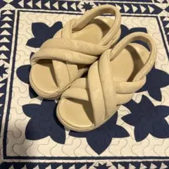 NIKE AIR MAX ISLA アイラ　ベージュ 柄が入ってる希少❣️