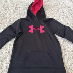 Under Armour ブラック/ピンク パーカー YLG