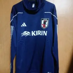 サッカー日本代表ウォームトップ