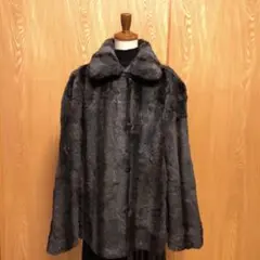 2025年最新】BALMAIN レディース 毛皮・ファーコートの人気アイテム