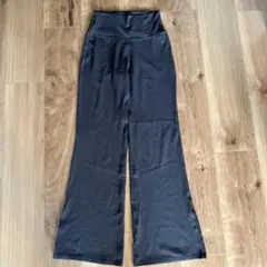 GU ソフトコンフォートフレアリブレギンス　M 黒