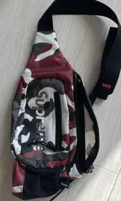 シュプリーム ボディバッグ