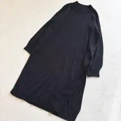 アース ミュージック＆エコロジー　サイドスリットニットワンピース　ハイネック　黒