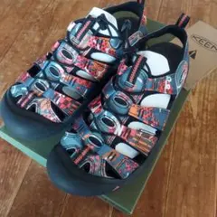KEEN スポーツサンダル マルチカラー