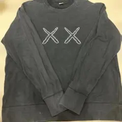 ユニクロ　UT KAWS カウズ　長袖　トレーナー　セサミストリート