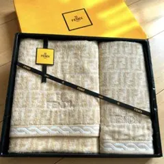 2025年最新】フェンディ フェイスタオルの人気アイテム - メルカリ