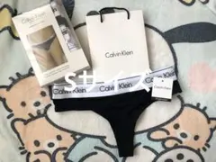 Sサイズ　ブラック　Calvin Klein Tバック レディース　下着　新品のサムネイル