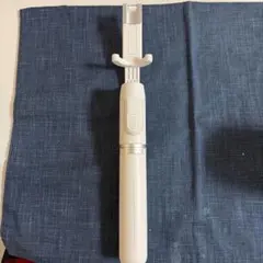 ☆週末セール☆自撮り棒　三脚タイプ　白色