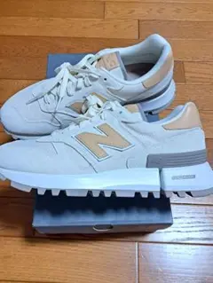 定価26400円 KITH New Balance 1300 Malibu