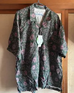 ライトオン　シャツ　王林のサムネイル