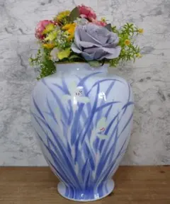 Item thumbnail for item 0fe49891-73bc-4776-80b8-9d9f2331ce4d