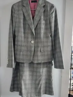 She loves SUITS チェック柄スカートスーツ　9号