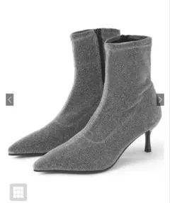 ポインテッドトゥ ブーツ