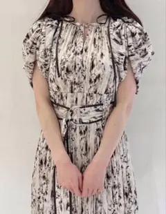 SNIDEL　2WAYボリュームスリーブプリントワンピース
