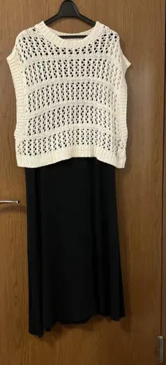 スタジオクリップ　アイボリー 透かし編み ニットベスト