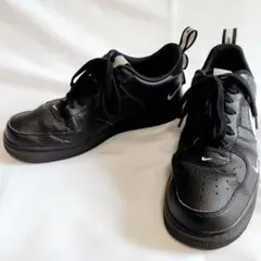 美品★Nike Air Force 1 07 LV8 UTLTY 黒 28cmのサムネイル