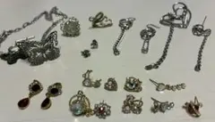 アクセサリー　21点セット　ピアス　リング　ネックレス　指輪