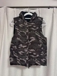 niko and…リバーシブルダウンベスト ブラック迷彩