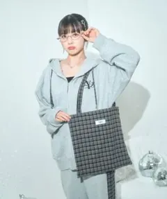 YUINARY チェック トートバッグ ブラック 新品 ラブライブ！ - メルカリ