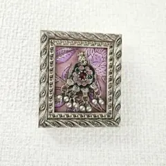 Item thumbnail for item c31115ef-4fd2-46c8-aecc-02e7e2b6d049