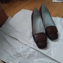 Ferragamo ブラウンレザーパンプスのサムネイル