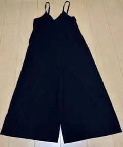 黒 サロペット