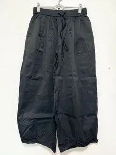 新品未使用品❕黒のカジュアルパンツ XL