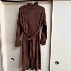 【匿名配送】LOWRYSFARM ハイネック ワンピース ロング丈　ベルト付き