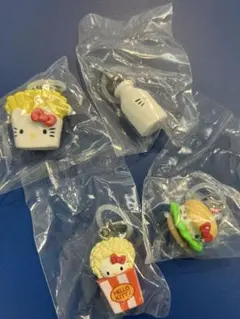 ハローキティ アメリカンデザイン めじるしアクセサリー 4個セット