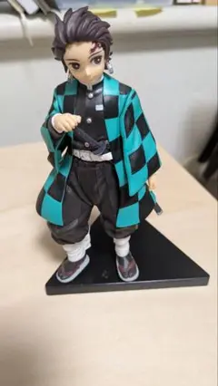 鬼滅の刃　炭治郎 フィギュア