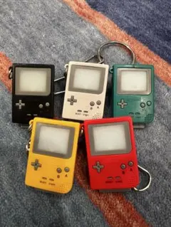 ゲームボーイカラー ミニチュアキーホルダー 5色セット（ポケモン
