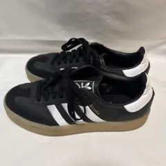 【美品】adidas Samba ブラック/ホワイト スニーカー　25.5