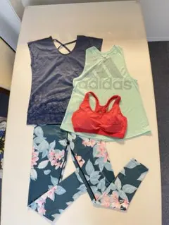 adidas2点、他2点　ヨガウェア　　　　　　　4点セット