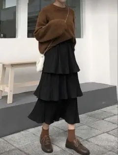 ブラック 3段フレアスカート