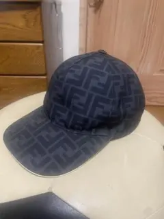 「FENDI フェンディ FF ズッカ柄 キャップ ブラック メンズ」