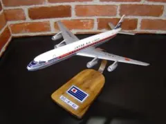 レア！ソリッドモデル（木製模型）1/124 JAL DC-8-62　伝統の旧塗装