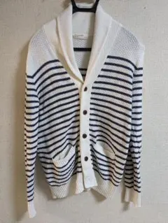白ストライプのニットカーディガン
