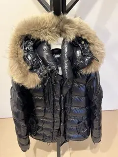 モンクレール ダウンジャケット ロッド サイズ0 ブラック　ファー　フード付