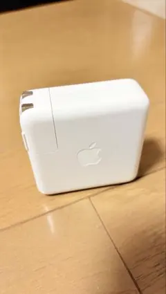 Apple純正 61W USB-C電源アダプタ