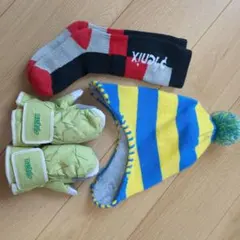 雪遊び　帽子、ソックス、ミトン