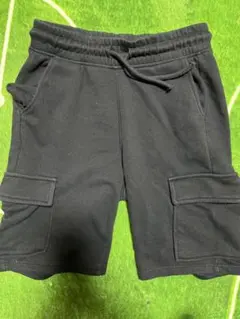 H&M スウェット ハーフパンツ 黒130-140 8-9y