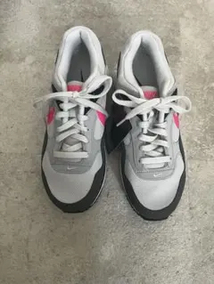 NIKE AIR MAX CORRELATE