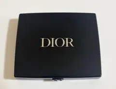 Diorディオールショウ サンク クルール アイシャドウ 743 ローズチュール