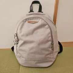 【さらにお値下げ！】キプリング　ベージュ リュック