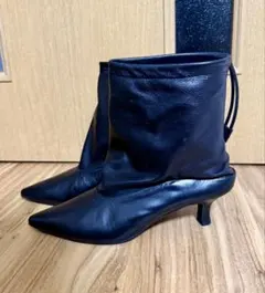 Item thumbnail for item e3f29d74-8dc6-4c66-981f-a23e5f3b6445