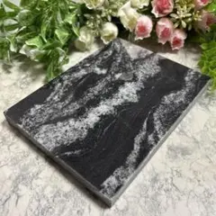 154.インド産御影石　ストリームブラック　ストーンプレートなどにら