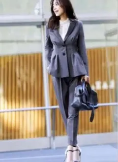 ルイルエブティック　ウエストタック3つボタンセットアップスーツ　Mサイズ