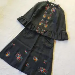 49AV. JUNKO SHIMADA リネン　セットアップ 刺繍　ビーズ　黒